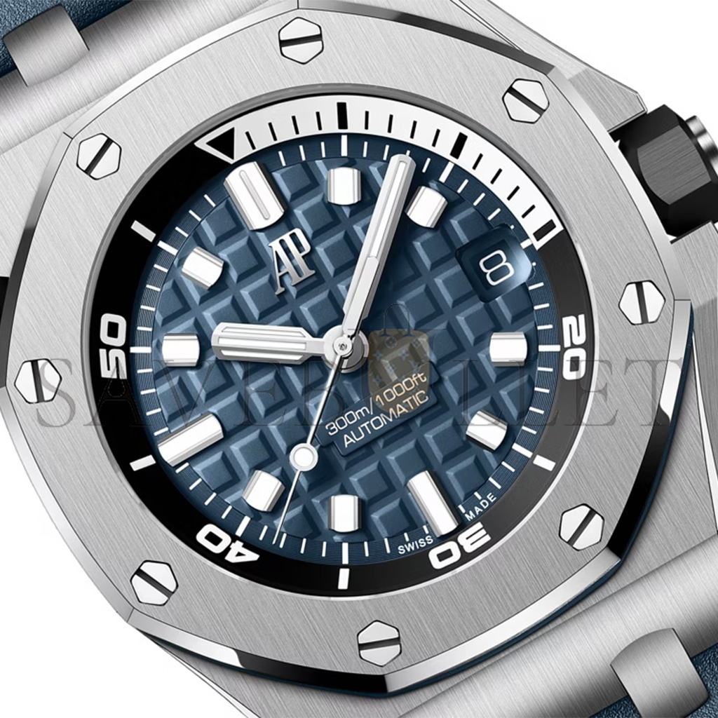 AUDEMARS PIGUET ROYAL OAK OFFSHOREDIVER 42MM WATCH 15720ST.OO.A027CA.01